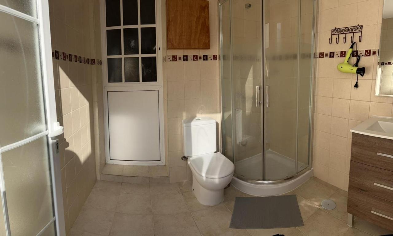 Villa Casa Vega Фуeнхирола Екстериор снимка