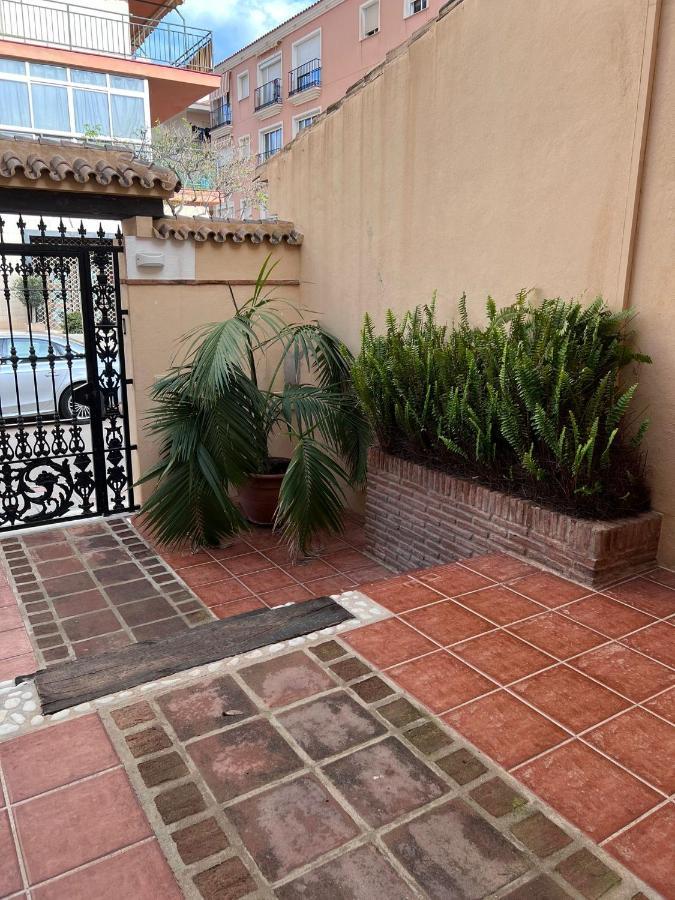 Villa Casa Vega Фуeнхирола Екстериор снимка