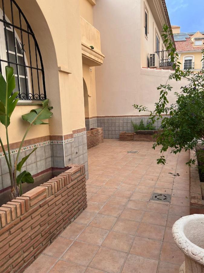 Villa Casa Vega Фуeнхирола Екстериор снимка