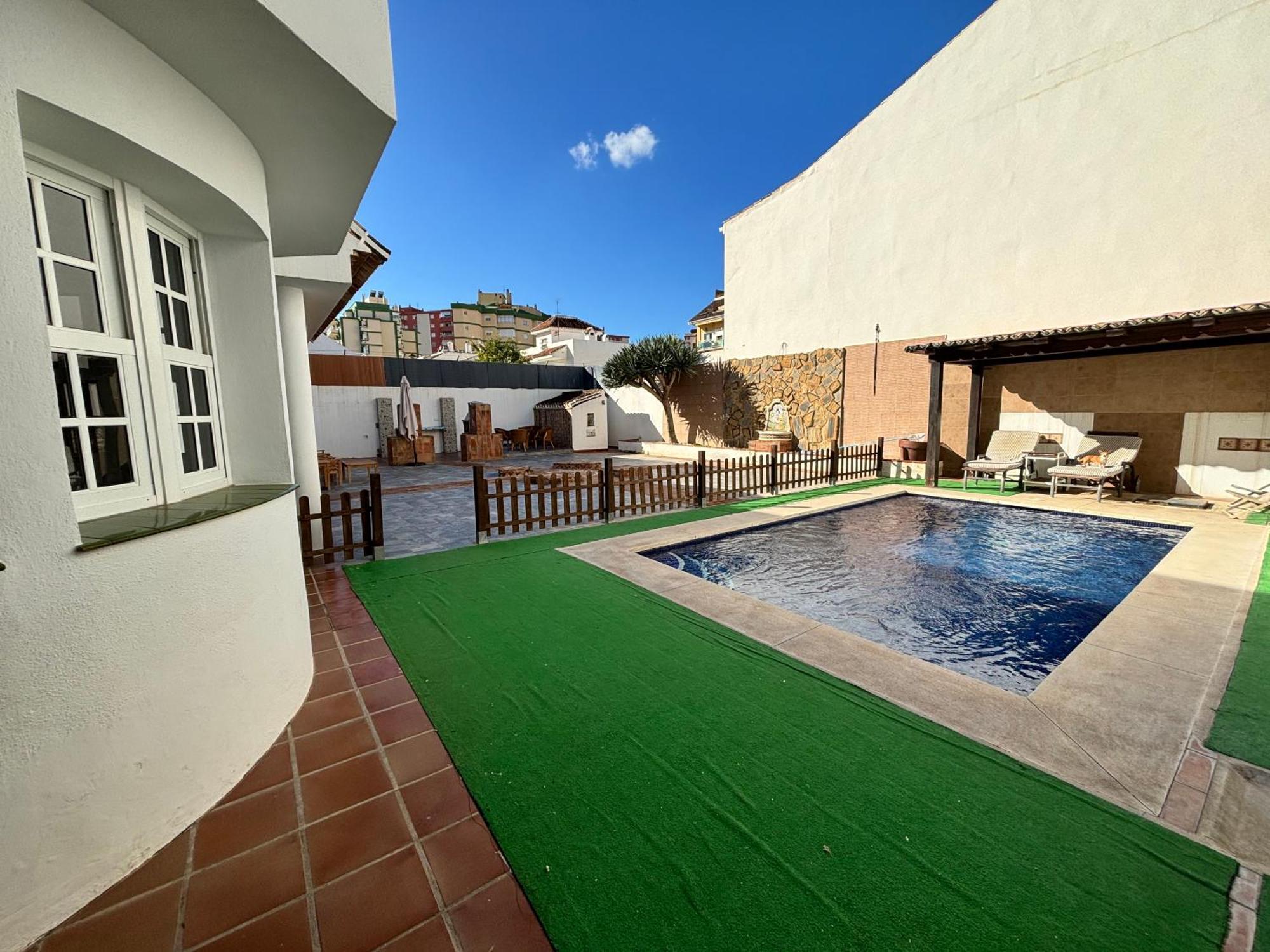 Villa Casa Vega Фуeнхирола Екстериор снимка